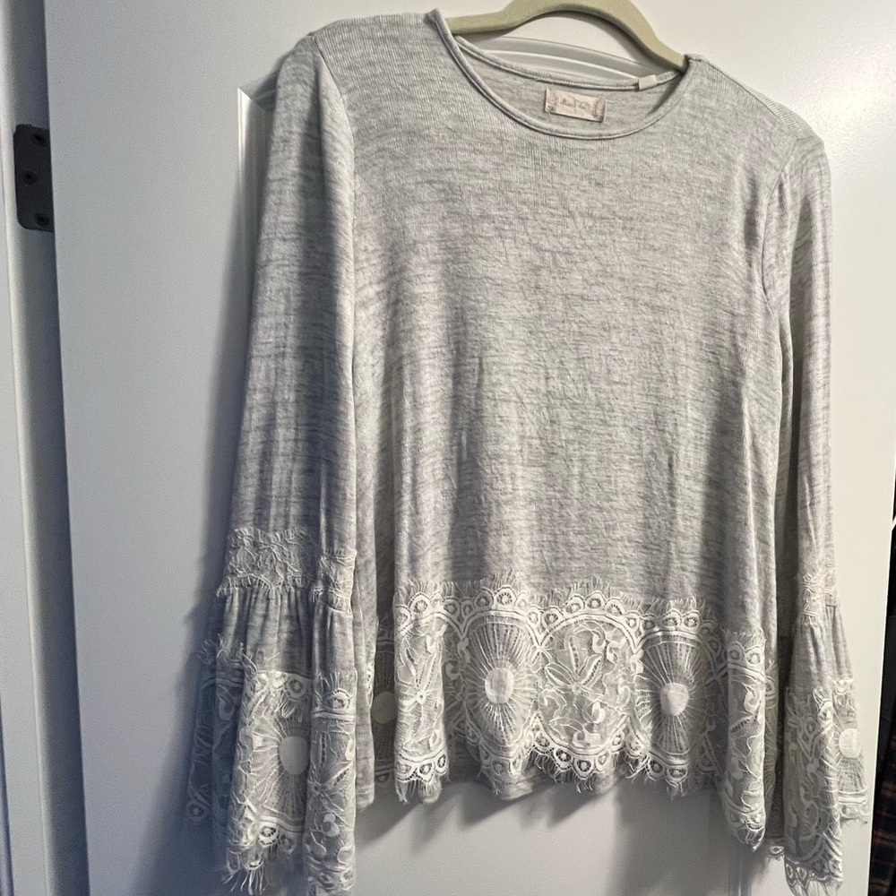 Bell Sleeve Boho Hem Shirt